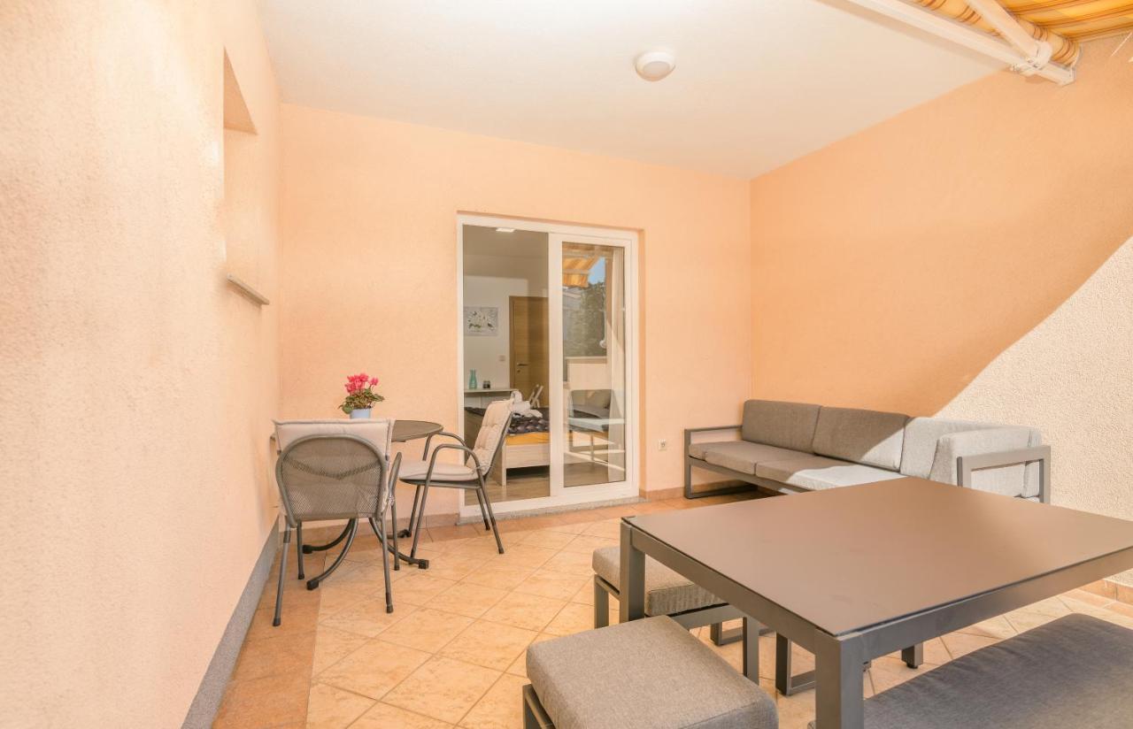 Apartment Stella Di Mare 2 Krk Town Luaran gambar